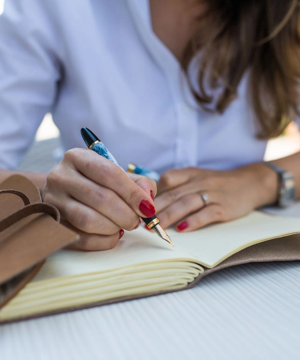 emotional diary woman writting in a diary