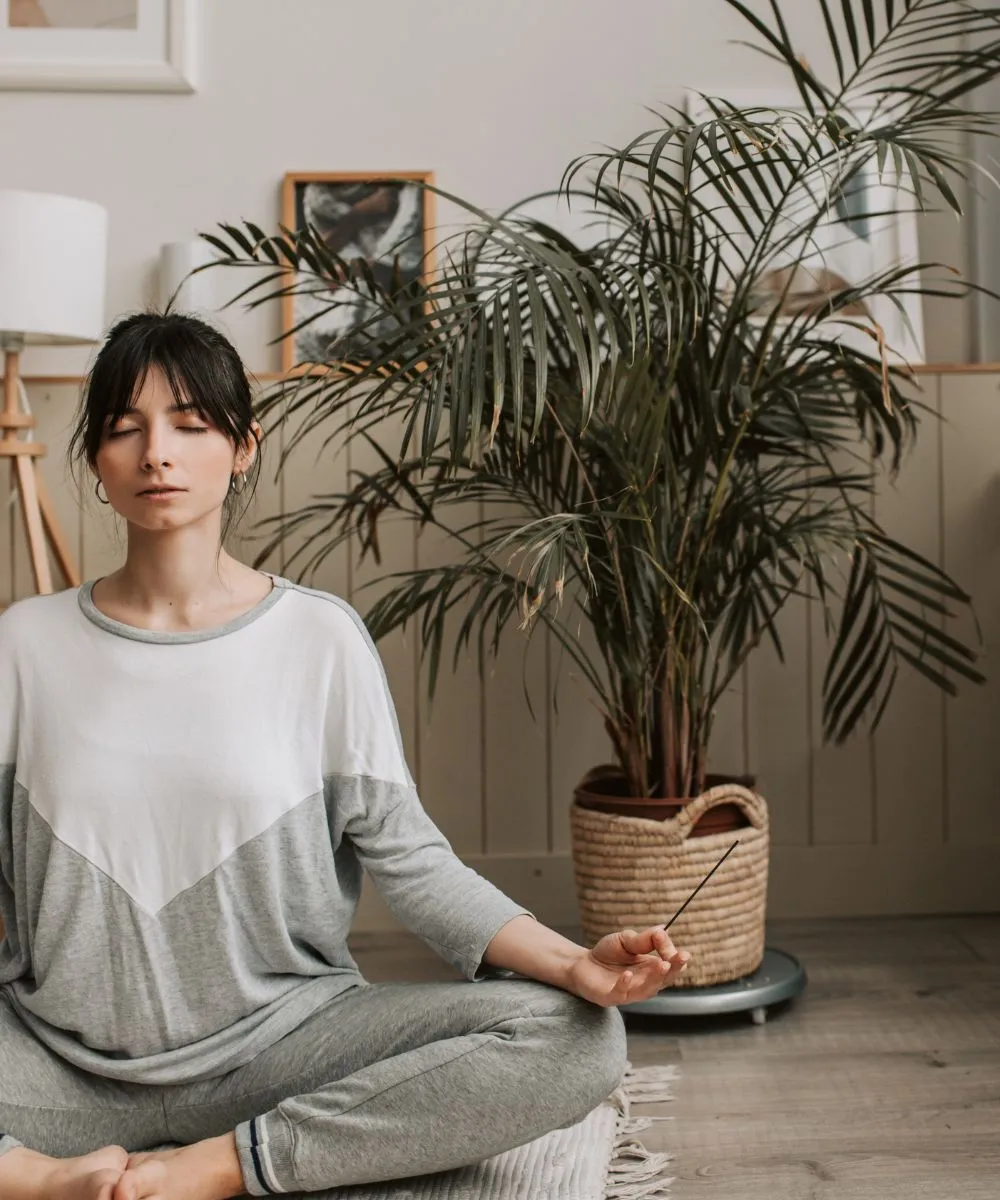 visualization meditation woman doing visualization